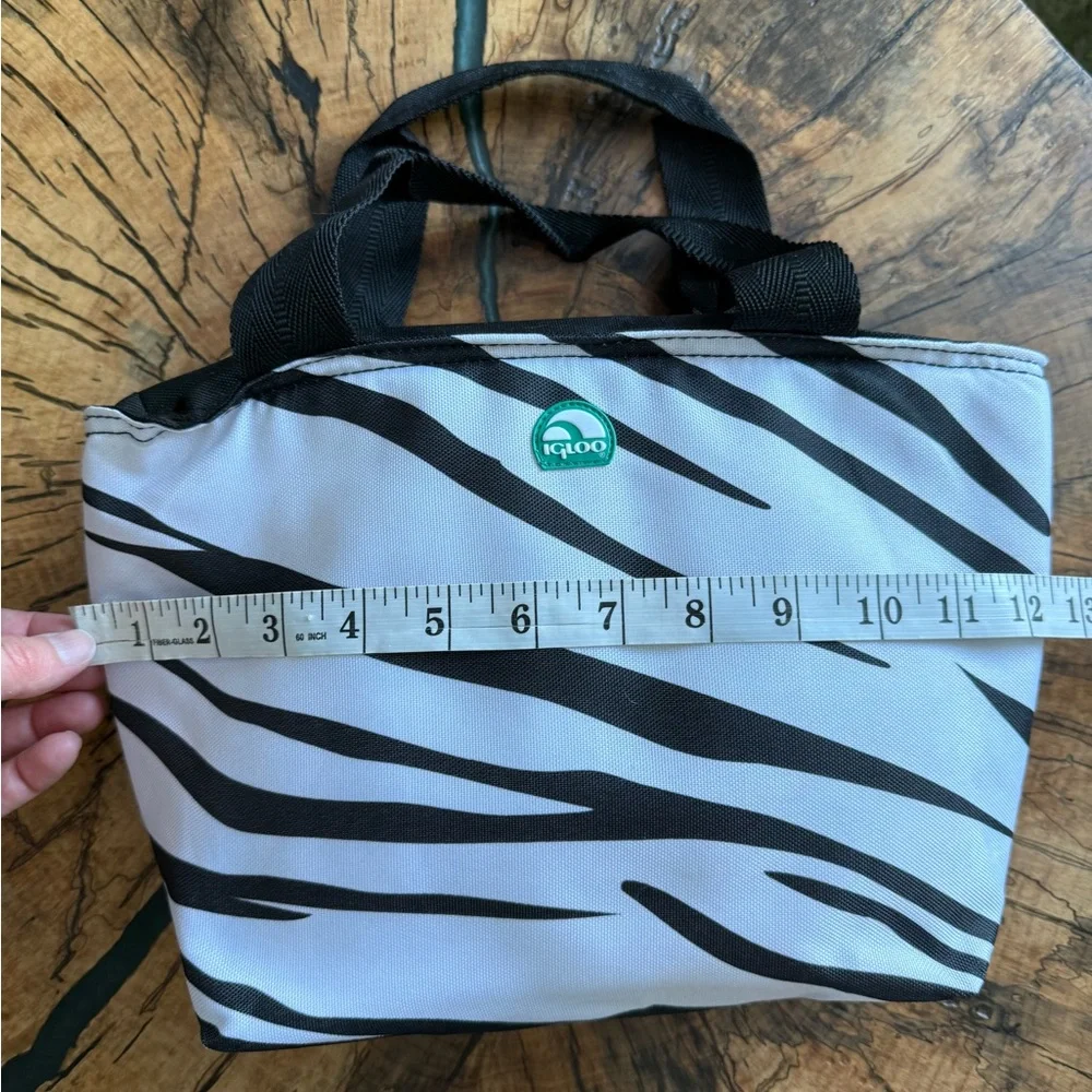 Zebra Print Insulated Lunchbag